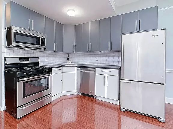 5th image of 196 7th Ave #8
