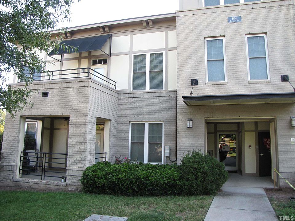 1st image of 501-302 Finsbury St