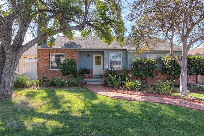 1st image of 8147 Genesta Ave