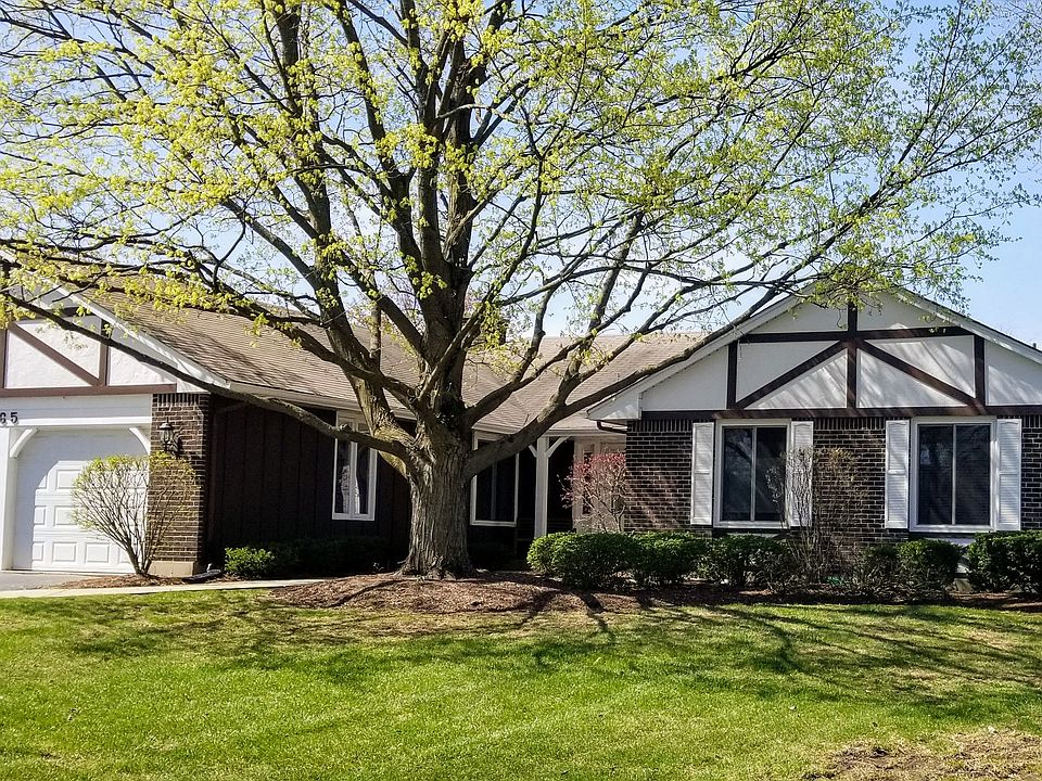 1st image of 865 W Lanark Ln