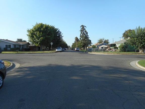 1212 Kelly St Bakersfield CA