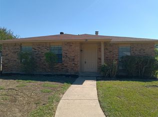652 Randa Ln, Desoto, TX 75115