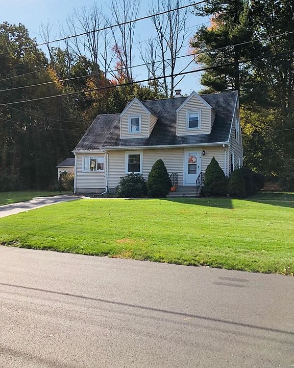 1st image of 14 Elmwood Dr