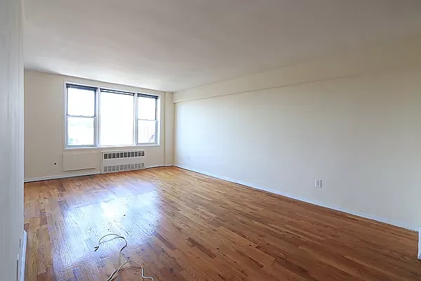 Rented by Zuz Realty | media 4