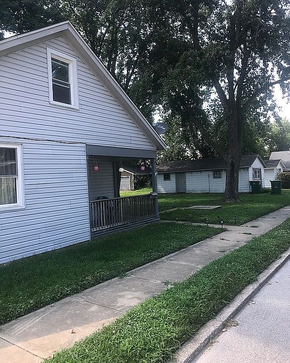 1st image of 123 E South St