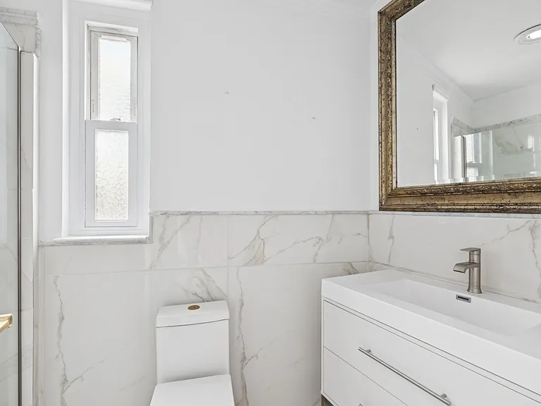 245 Aster St #7 — Photo 5