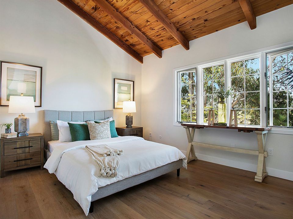 1st image of 8614 Villa La Jolla Dr Unit 3