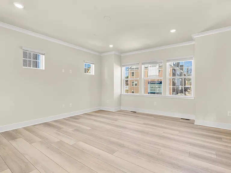 1749 Water Crossing Rd — Photo 17