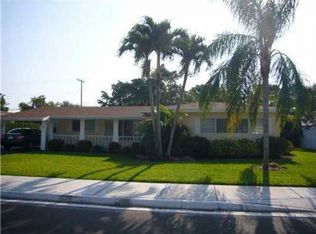 122 NW 12th Ave, Boca Raton, FL 33486