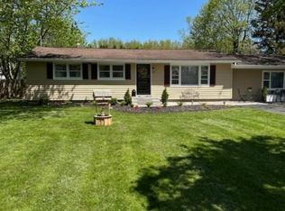 12 McNair Dr, Rochester, NY 14624