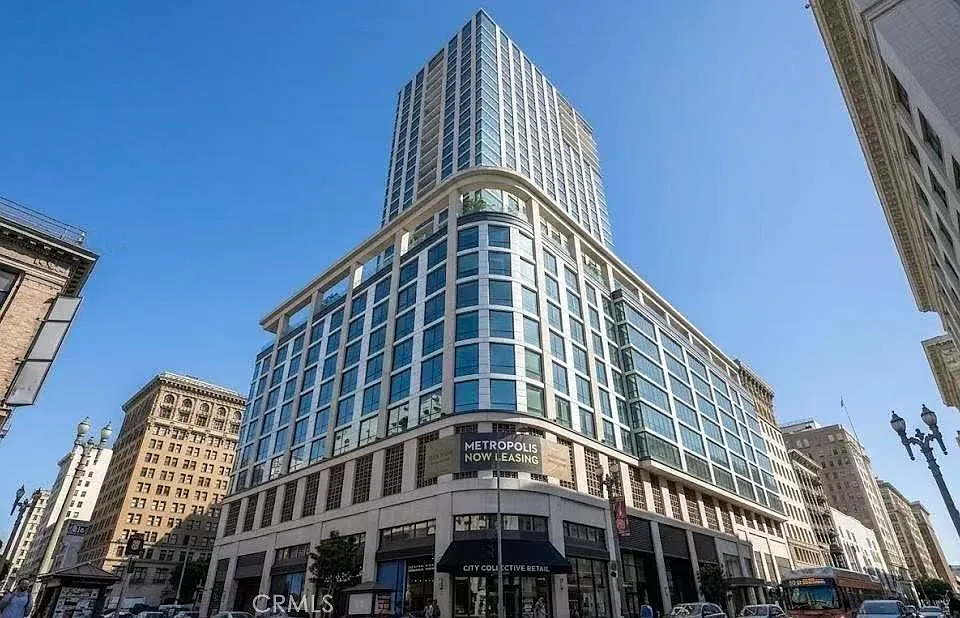 400 S Broadway Ave #601