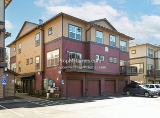22844 SW Forest Creek Dr UNIT 202, Sherwood, OR 97140