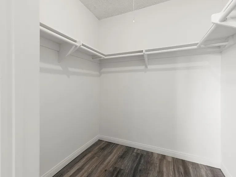 (El/Ti/Yo:B) 5139 White Oak Avenue — Photo 22