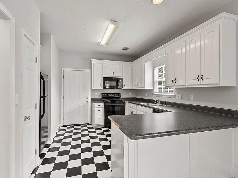 2003 Stardust Dr — Photo 15