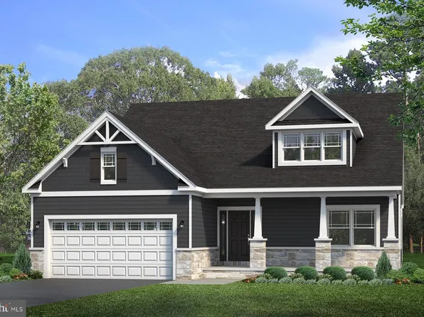 196 Sussex Dr, State College, PA 16801