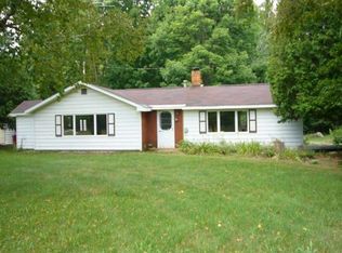 34 W Treml Rd, Free Soil, MI 49411