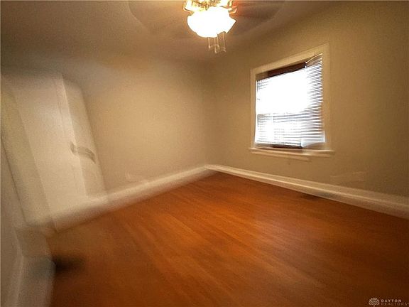 4th image of 1817 Rosemont Blvd