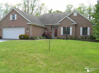 7373 Hidden Valley Dr, Lambertville, MI 48144