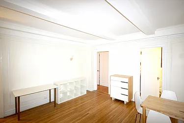Rented by STAR CITIES INTERNATIONAL PROPERTY CORPORATION
