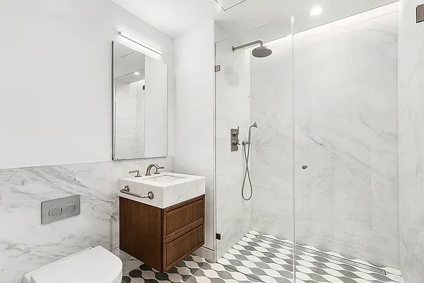 Rented by Compass | media 13