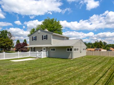 127 Violetwood Dr, Levittown, PA, 19057