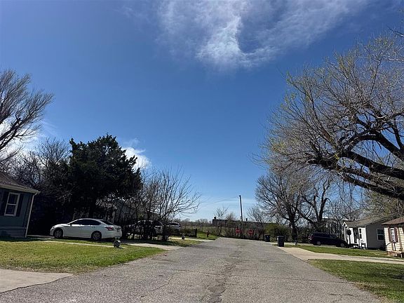 4th image of 7221 NW 46th St