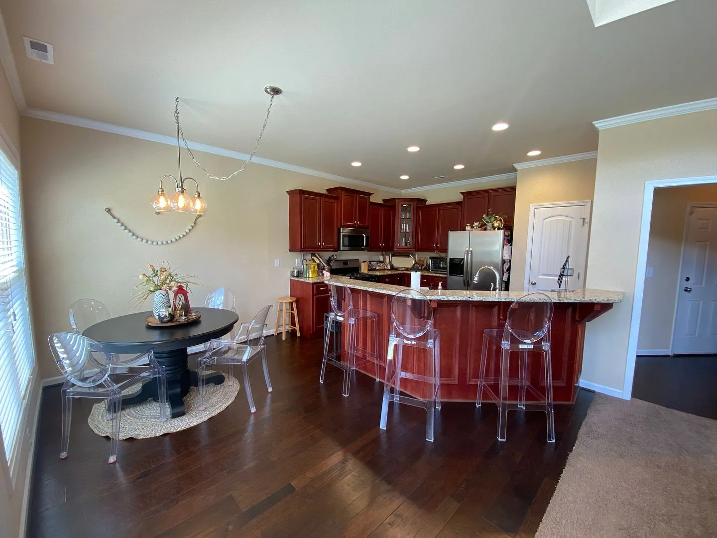 147 Nicholas Cove — Photo 4