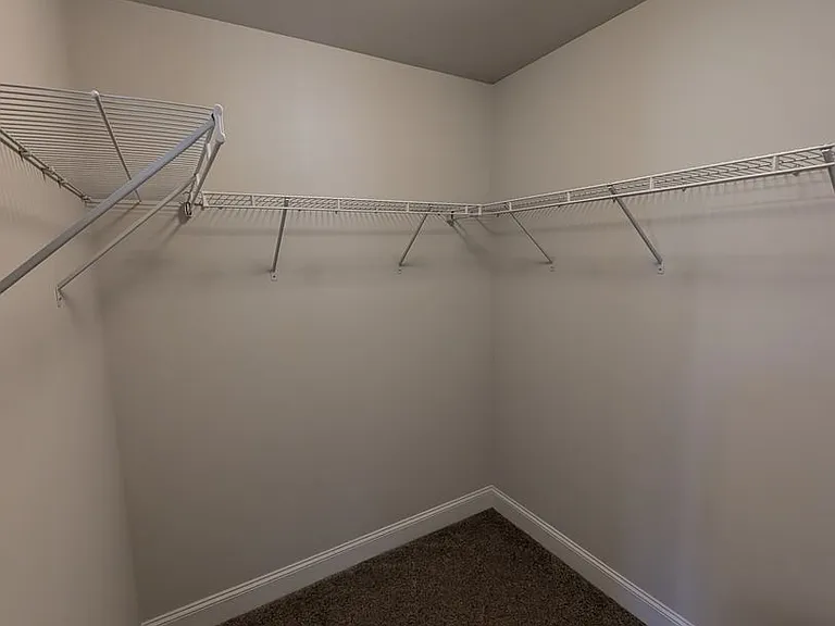 244 Abercorn Dr — Photo 3
