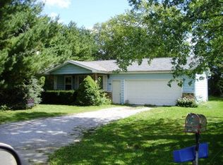 1257 S Greenwood Dr, Monticello, IN 47960