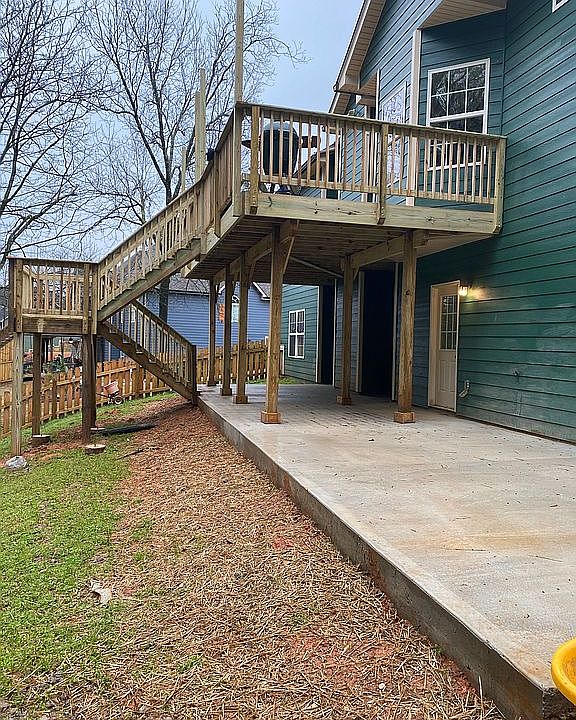 2nd image of 111 Coldwater Ln