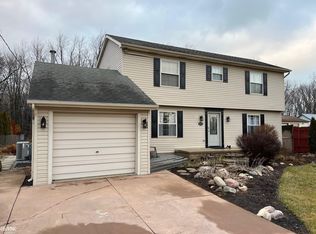 28755 Anchor Dr, Chesterfield, MI