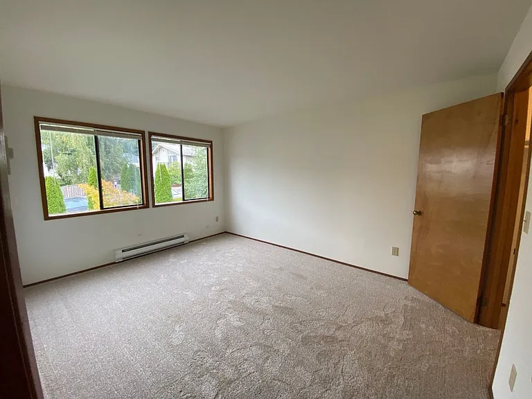Shorecrest Apartments — Photo 35