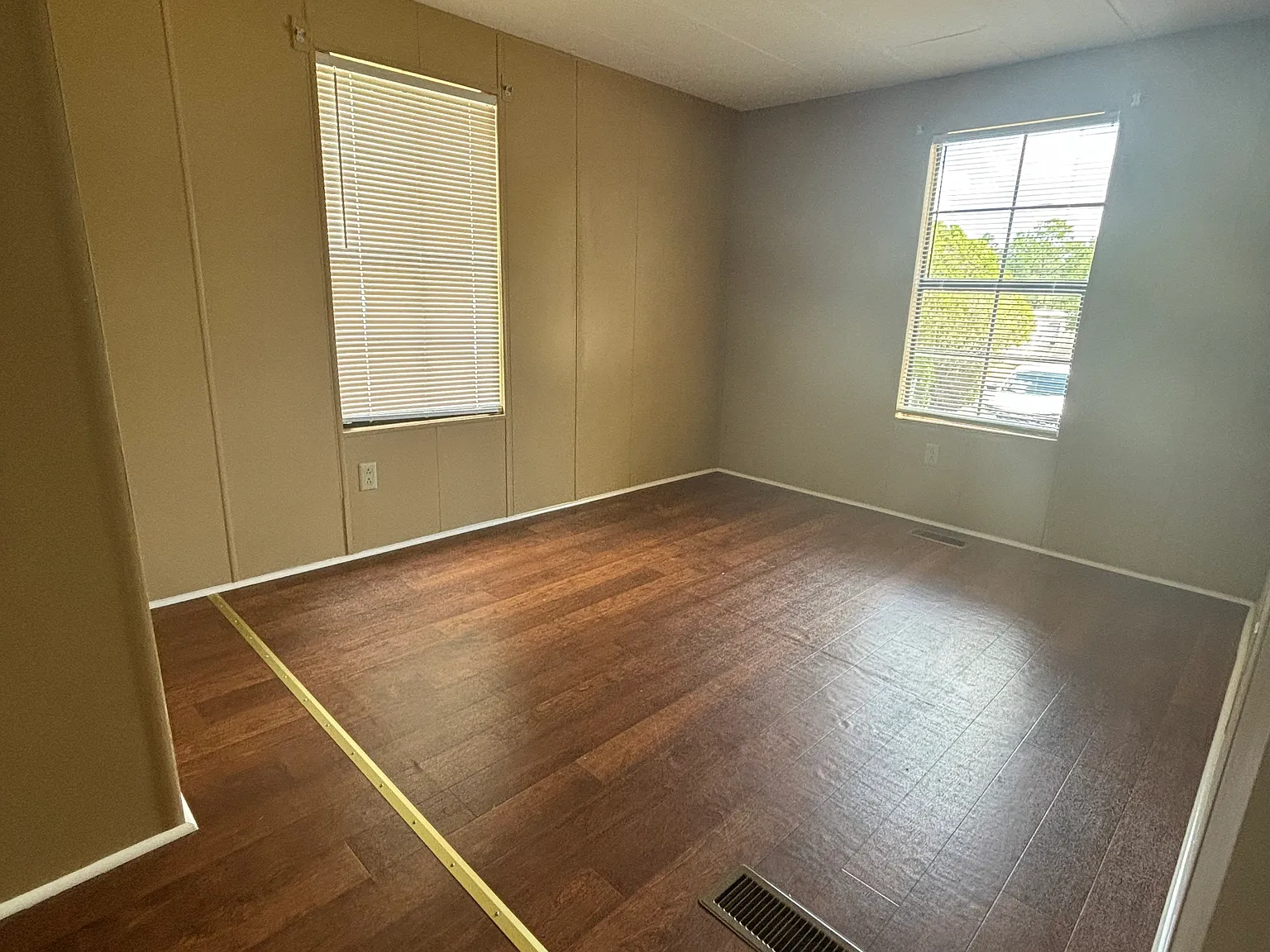 2317 New Moon Ct — Photo 2