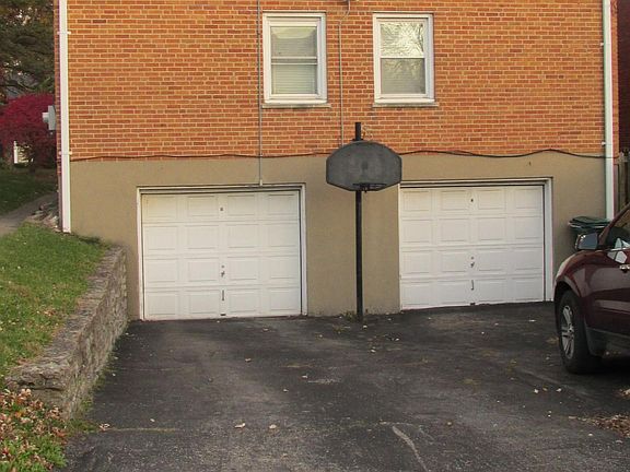 2nd image of 7273 Brookcrest Dr