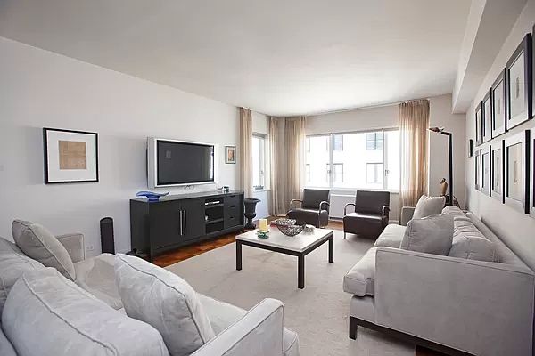 1st image of 605 Park Ave APT 10D