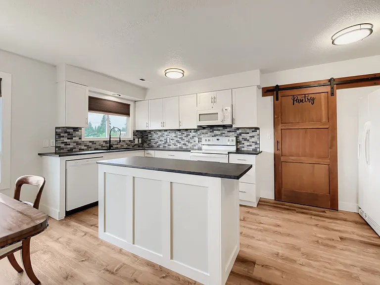 918 Jefferson St #918 — Photo 1