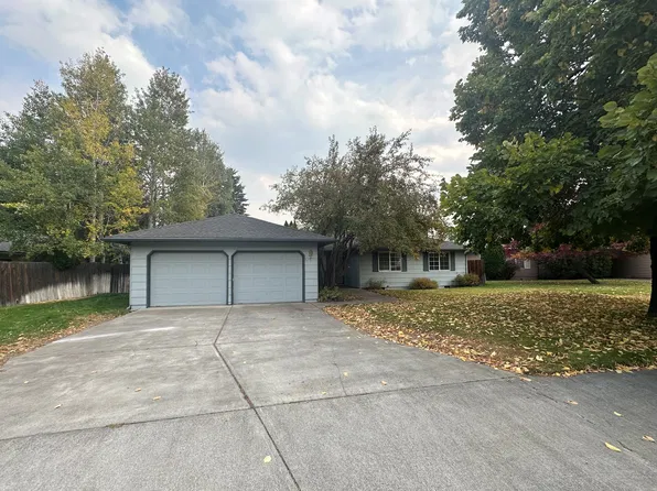 61819 Avonlea Cir, Bend, OR 97702