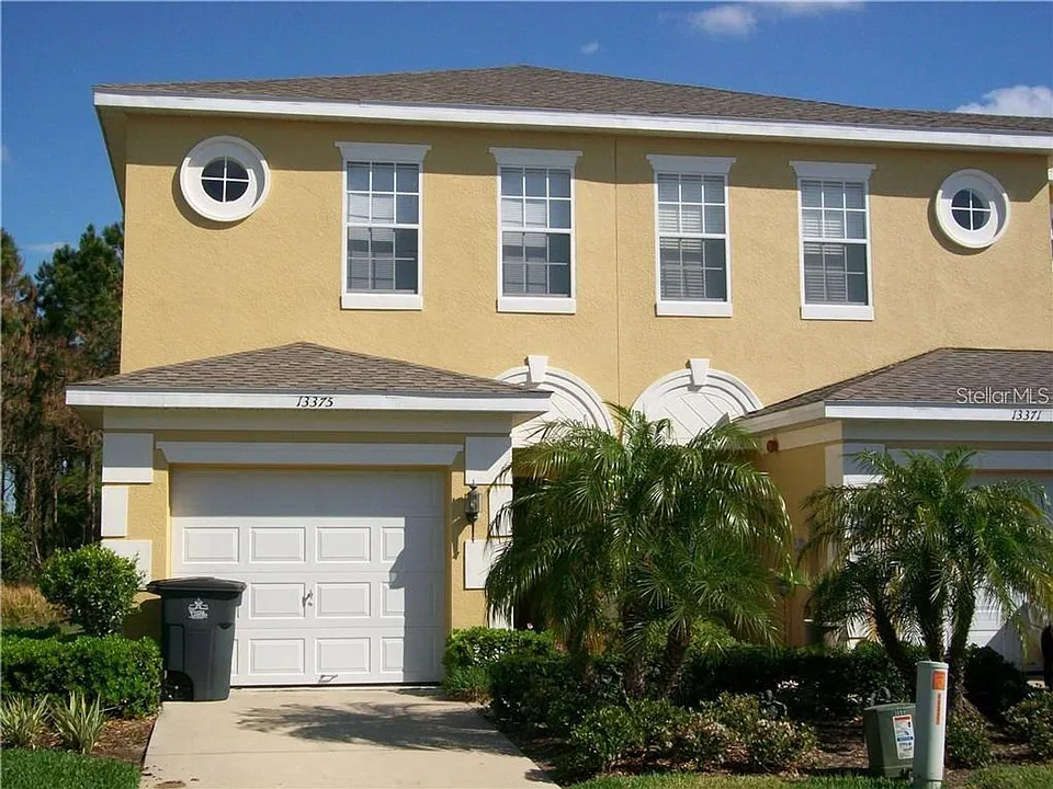 13527 Daniels Landing Cir