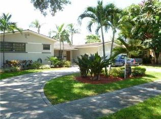 1020 Redbird Ave, Miami Springs, FL 33166