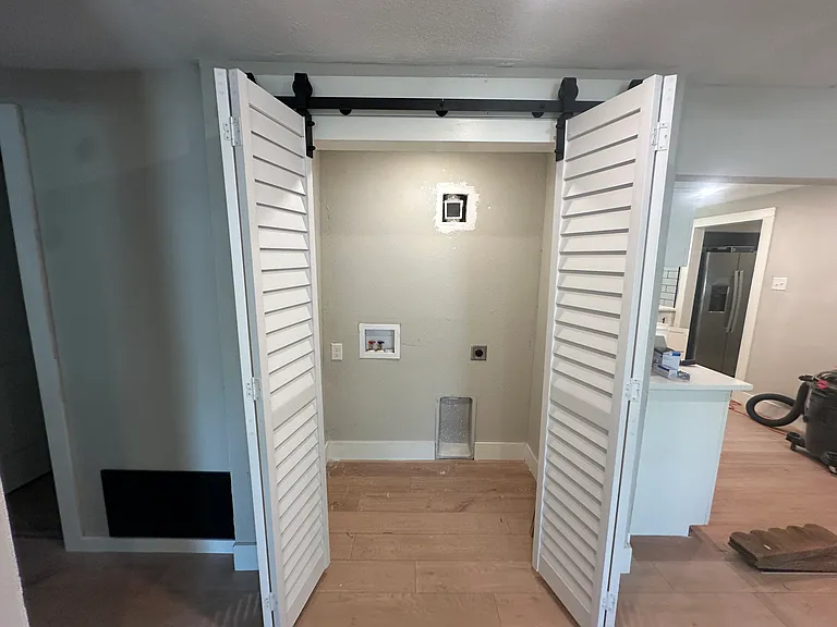 2105 Lookout Ave — Photo 6