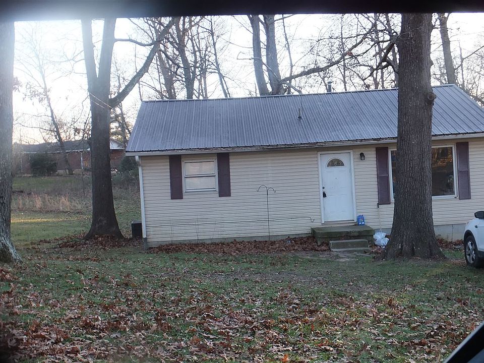1st image of 776 Chandler Ave