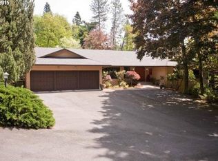 6200 SW Round Hill Way, Portland, OR 97221