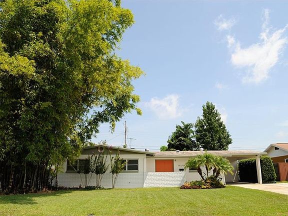 2nd image of 1025 Nana Ave