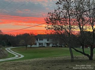 1511 Nathans Trl, Chelsea, MI 48118