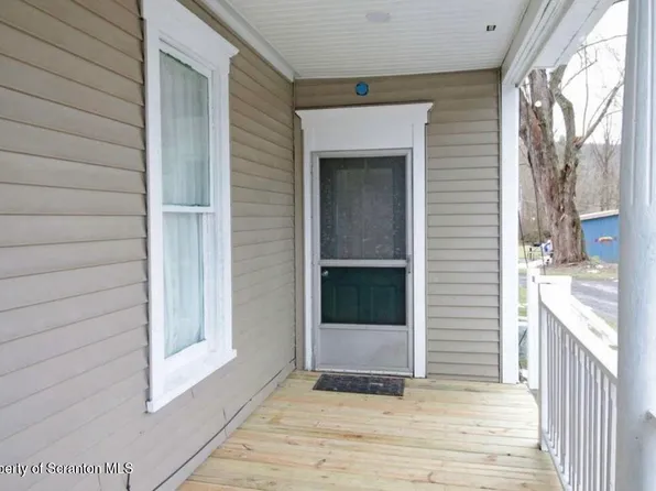 277 Riverside Dr #C, Factoryville, PA 18419