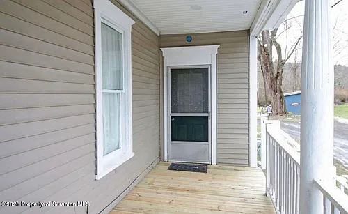 277 Riverside Dr #C Photo 1