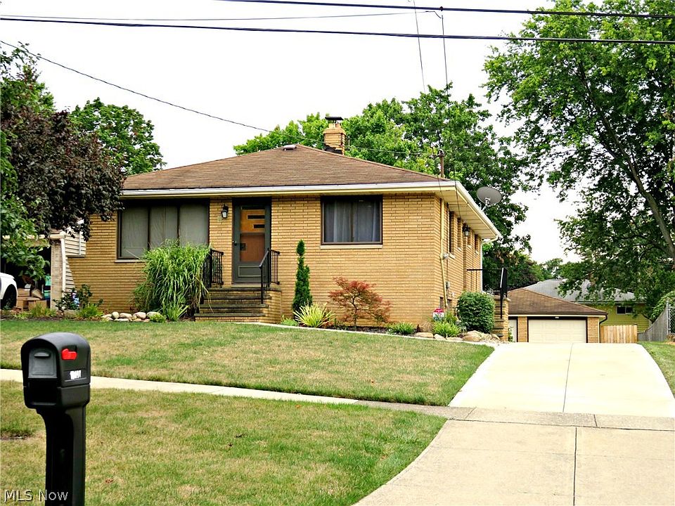 1st image of 18097 Strongsville Blvd