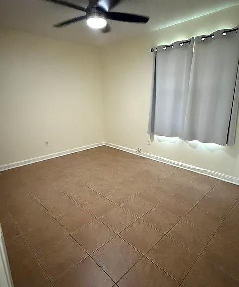 4486 Santee Pl — Photo 20