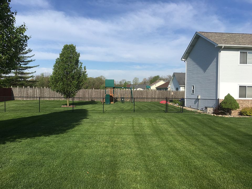 2nd image of 10 W Riley Rd