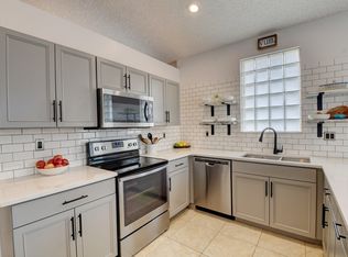 9333 Cove Point Cir, Boynton Beach, FL 33472